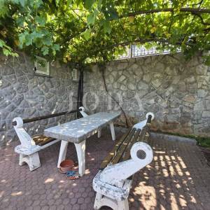 CRIKVENICA, tri stambene jedinice sa okućnicom
