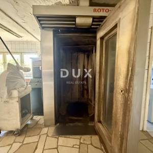 CRIKVENICA, TRIBALJ - Poslovni prostor s projektom za još tri stana!