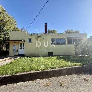 CRIKVENICA, TRIBALJ - Poslovni prostor s projektom za još tri stana!