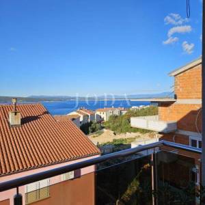 Crikvenica, trosobni stan sa garažom