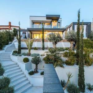 Crikvenica urbana vila na prodaju