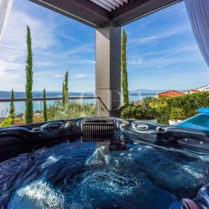 Crikvenica urbana vila na prodaju
