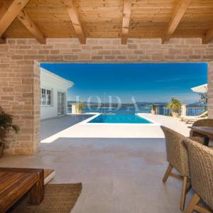 Crikvenica vila sa bazenom
