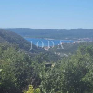 Crikvenica zaleđe primorska kuća