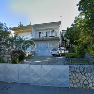 Crikvenica/Dramalj /kuća za najam radnika 190m2/5 soba/150e po osobi
