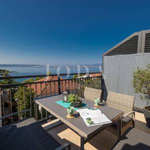 Crni mol apartman 50m od mora