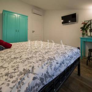 Crni mol apartman 50m od mora