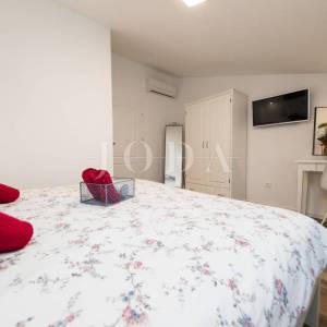 Crni mol apartman 50m od mora