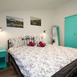 Crni mol apartman 50m od mora