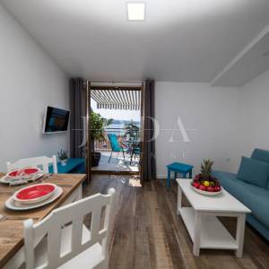 Crni mol apartman 50m od mora