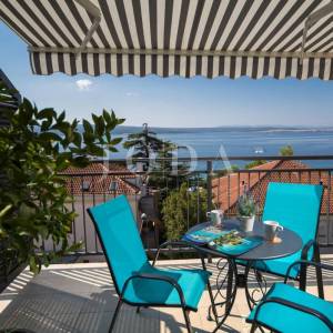 Crni mol apartman 50m od mora