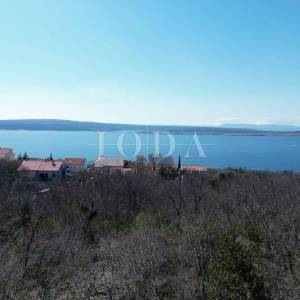 Dramalj dvoetažni apartman u novogradnji