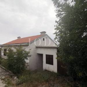 Dramalj kuća sa garažom