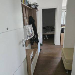 Dramalj stan, 2s+db, parking, terasa, spremište