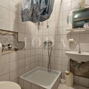 Dramalj studio apartman sa parkingom