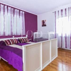 DRENJE Kuća sa bazenom i pogledom na more