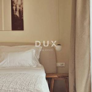 DUGI OTOK, ŽMAN - novoizgrađene DVIJE VILLE s bazenom 150m od mora