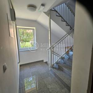 Dugo Selo/TROSOBAN komforan stan sa vrtom+PM/81,37m2/SNIŽENO!