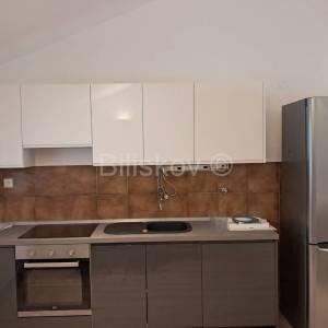 Dugoročan najam Split Visoka privatna kuća