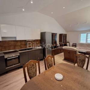 Dugoročan najam Split Visoka privatna kuća