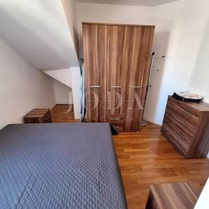 Dva apartmana u Malinskoj, okućnica, namješteno!