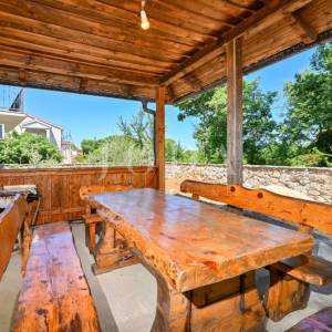 Dvojna apartmanska kuća za odmor, Malinska - otok Krk