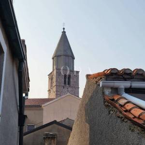 Dvojna kamena kuća za renovaciju, Vrbnik - otok Krk