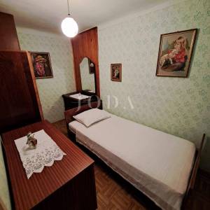 Dvojna kamena kuća za renovaciju, Vrbnik - otok Krk