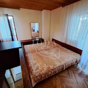 Dvojna kamena kuća za renovaciju, Vrbnik - otok Krk