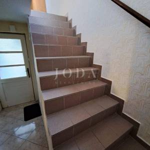 Dvojna kamena kuća za renovaciju, Vrbnik - otok Krk