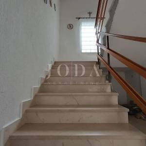 Dvojna kuća 70m od mora