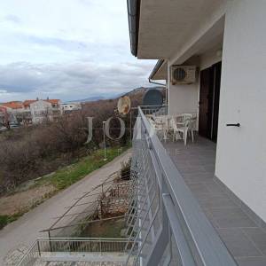 Dvojna kuća 70m od mora