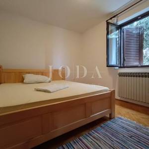 Dvojna kuća 70m od mora