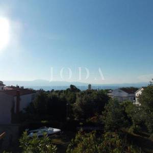 Dvojna kuća sa 7 apartmana - Malinska