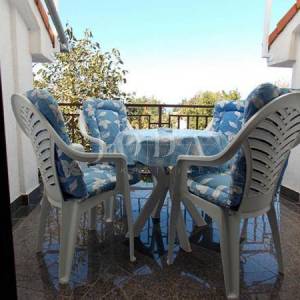 Dvojna kuća sa 7 apartmana - Malinska
