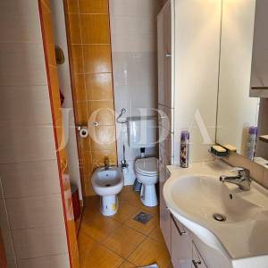 Dvojna kuća sa dva odvojena apartmana