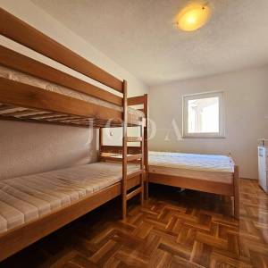 Dvosobni apartman blizu mora, pogled more Malinska