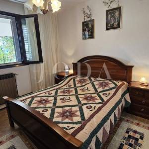 Ekskluzivna prodaja dvojne kuće u Novom Vinodolskom, atraktivna lokacija