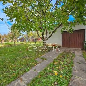 EKSKLUZIVNO: KUĆA NA ODLIČNOJ LOKACIJI!