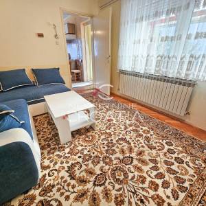 EKSKLUZIVNO: KUĆA NA ODLIČNOJ LOKACIJI!