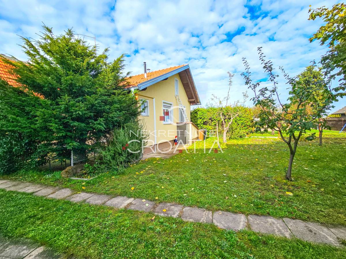EKSKLUZIVNO: KUĆA NA ODLIČNOJ LOKACIJI!