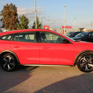 Ford Focus Karavan Active 1.0 Ecoboost *LED, NAVIGACIJA*