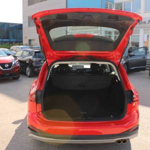 Ford Focus Karavan Active 1.0 Ecoboost *LED, NAVIGACIJA*