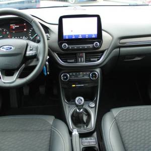 Ford Puma 1.0 Ecoboost Titanium *NAVIGACIJA, KAMERA*
