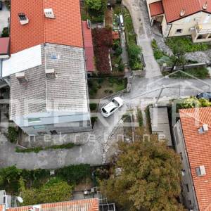 Garaža 18 m² – Pećine, Rijeka
