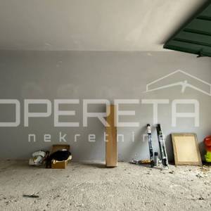 Garaža 18 m² – Pećine, Rijeka