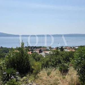Garsonijera s panoramskim pogledom na more – Novi Vinodolski