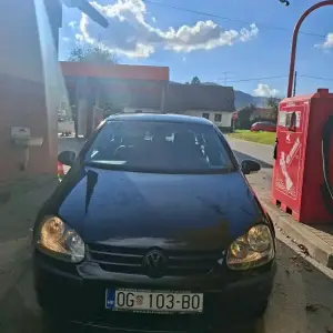Golf 5 1.9 TDI 2004 Godina
