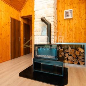 Gorski kotar, Mrkopalj, 200m2, samostojeća kuća