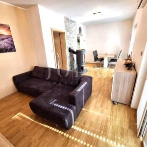 Grad Krk - odličan apartman s vrtom blizu plaže